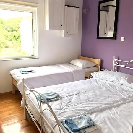 Apartment Above All *